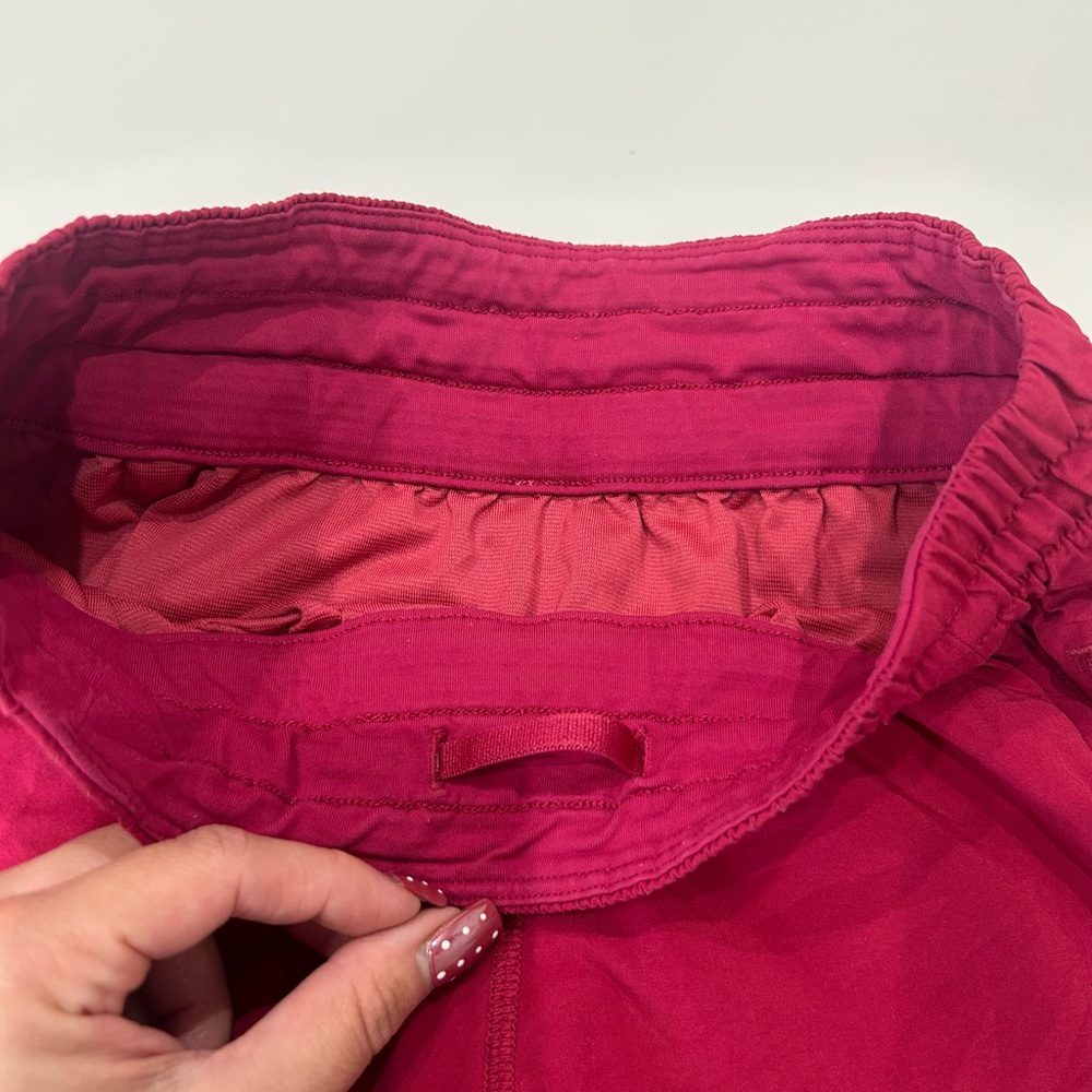 Lululemon Tracker Low-Rise Lined Short 4" - Picture 6 of 9